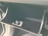 車検証を入れておくのにとっても便利なグローブボックス☆
