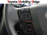 ステアリングスイッチ搭載!手を離さずに手元のスイッチでさまざまな操作が可能。運転中、視線をそらさなくても操作ができて安全です!
