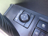 駐車時や狭い道でのすれ違い時に気を使うミラー。電動格納式ドアミラーはそんな時に便利です。