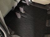 車が大好きなスタッフが心をこめて接客いたします。お客様一人一人のお車に対する思いや気持ちをうかがい、充実した時間が過ごせるよう努めます。