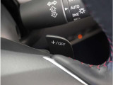 【ステアリングシフトスイッチ】ハンドルから手を離さずに素早くシフトアップ&ダウンができます。お近くの広島マツダまでお越しください。
