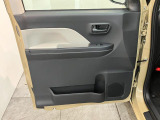 延長保証につきましてはお求めいただく車両によって保証料が異なりますので、当店スタッフまでお気軽にお問い合わせくださいませ。