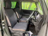 運転席シート廻りは使用感も少なく、良好な状態となっています。丁寧に使われていたことがよくわかりますね。