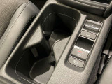 電子制御パーキングブレーキやオートブレーキホールド・ドライブモードスイッチなど、より運転を便利にする機能を装備しております!
