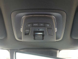 急な体調不良時や事故発生時、あおり運転の被害に遭遇した時にヘルプネットボタンを押すだけでヘルプネットセンターのオペレーターにつながります。