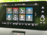 多彩なメディアに対応し、お好みの音楽を存分に楽しめます。ラジオ、Bluetooth接続など、様々な再生方法をご利用ください。