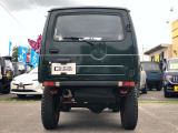 明らかに純正とは違う車高の高さを感じます。