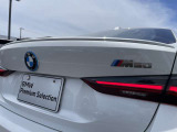 ご納車前には、BMWを熟知したメカニックによる100項目の点検・整備を行います。不具合箇所、交換時期に達している部品に関しましては、全て当社負担で交換してからのご納車となります。