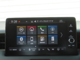 フルセグTV、Blurtooth機能、外部オーディオ接続、ラジオなどのメディアに対応しています。