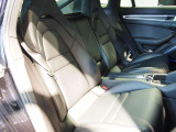 ISOFIX(リアサイドシート)