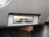 今の時代には必需品とも言えるETC。搭載車しか入れないスマートICも使えます。スムーズに、そして気軽に高速道路が使えますよ!ETC割も見逃せません!