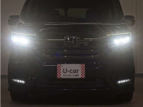 LEDヘッドライト(オートライト機能付)が搭載されており、遠くまで明るく均一に照らし、高速道路等での安心感が向上しております。