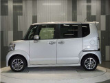 整備代金を車両本体価格に含んでおります。法定点検整備または定期点検を実施し、点検記録簿を発行致します。