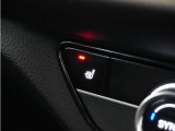 ◆シートヒーター装備◆ 寒い季節にピッタリなのが、このシートヒーター!寒い季節もシートヒーターが体を温めてくれます。寒い季節もドライブが楽しくなります。