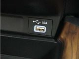 ◆USBチャージャー◆使いやすい場所に装備されています。