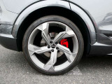 【アルミホイール】アルミホイール 5アームインターフィアレンスデザイン チタングレー 10.5J&times;22(Audi Sport)+285/35R22タイヤ(右後)