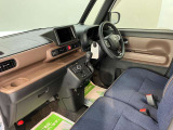より多くの一般の方へ車を届けれればと思っておりますので同業者様への販売は極力控えさせて頂いております。ご了承下さい。