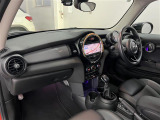 ◆全国納車可能です。納車方法及び費用につきましては、お気軽にコーディネーターまでご相談ください。遠方のご納車の際も我々がしっかりサポートさせて頂きます。お気軽にスタッフまでご相談下さい。
