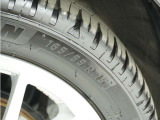 アルミホイール装着車です!これで足元まわりもおしゃれにきまります!