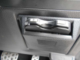高速道路の料金所を専用レーンで通過できるETC車載器付き!高速道路ではETCが必需品となりましたよね!ETCカードもぜひご用意を!