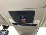 Honda CONNECTサービス対応車です。Honda CONNECT用緊急通報ボタン/トラブルサポートボタンが付いています。