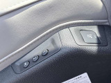当社の納車前点検・サービスの内容は、車検点検・法定12ヶ月定期点検・油脂類の点検及び交換・バッテリーの点検及び交換等を行い、良好な状態にてご納車させていただきます。