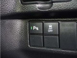 【両側電動スライドドア】ボタンを押すだけで両側のスライドドアの開閉が可能。もちろんキーからの操作も可能。お子様を抱いている時・両手いっぱいの荷物を持ってる時など非常に役立ちます。