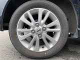 当店のお車をご覧いただきましてありがとうございます。お車についてのご質問やお見積りのご依頼、ご購入にあたってのご相談などは無料電話(0078-6002-312860)にお気軽にお問い合わせ下さい!