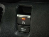 ◆オートブレーキホールド機能付き電子パーキングブレーキ◆ブレーキペダルを足から離しても停車状態を保ちます。アクセルを踏めば自動でブレーキが解除され、発進可能!