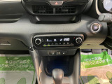 車両状態証明書修復歴の有無も一目瞭然。機能や内装・外装、走行距離、修復歴の有無をチェックし、クルマの状態を10段階にした車両状態証明書。数字や記号を使ってわかりやすく表示しています。