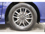 純正のモデューロアルミホイールが足元を飾ります!タイヤサイズは185/65R15 になります。