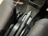 延長保証につきましてはお求めいただく車両によって保証料が異なりますので、当店スタッフまでお気軽にお問い合わせくださいませ。