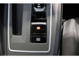 エレクトロニックパーキングブレーキ★オートホールド機能付き★停車時にブレーキペダルから足を離してもブレーキが維持されます!