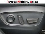 ドライビングポジションの調節に便利なパワ-シ-トを装備しています。
