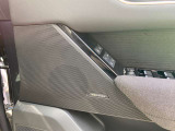 MERIDIANデジタルサウンドシステム装備。コンサートのような臨場感溢れる音響空間を実現します。