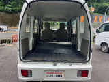 荷室 後部座席 シートアレンジ