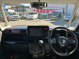 届出済未使用車を一人でも多くの方に提供できるよう専門スタッフがしっかりと説明し、相談にのらせていただきます。