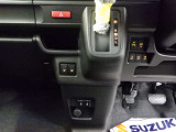 車内もキレイで嫌なニオイもありません。