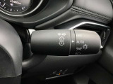 ALH機能付きLEDヘッドライト。対向車にまぶしい思いをさせずに自分は明るい視界を確保できます。