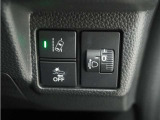 ◆VSA◆横滑り防止装置が装備されています。コーナーリング時の横すべりを抑える機能と、車両の急激な挙動変化を抑える機能で、安定した走行を実現しています。運転に安心とゆとりが出来ます。