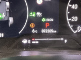 インフォメーション機能付きのメーターで快適ドライブ。