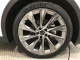 中古車のタイヤは大事なチェックポイントです。