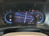 メーターの中央にもナビ画面が表示しますので、ルート案内時はとても見やすいです。