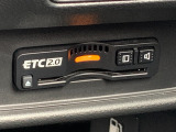 ■ETC■高速道路の必須アイテムです。これさえあれば料金所もスムーズに通過できます!インパネ部分にすっぽり収まっておりますので、見た目もスッキリです