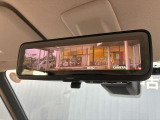 インテリジェントルームミラーは通常の鏡タイプと、カメラでバックを映すタイプに切り替えができ、より後方確認しやすくなりました(^^)