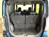 普段のお買い物や通勤、送迎等に十分な荷室スペースを確保しております。セカンドシートを倒すと、大きな荷物の積載も可能です♪