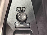 オート格納機能付きミラー  キーフリーシステムのドア施錠に連動して自動的に格納!乗降時のミラー操作の手間が省けて便利です♪閉じ忘れを防げるほか、降車の直前まで後方の確認ができます!!