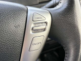 【クルーズコントロール】アクセルペダルを踏まなくても車速を自動的に維持する機能です。特に高速道路や一般道での長距離運転において、アクセル操作の負担を軽減しドライバーの疲労を軽減することが可能です。