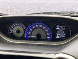 直感的に把握できるレイアウトで、運転中の情報収集をサポート。視認性の高い表示で、安全運転を後押しします。