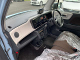 ☆内外装クリーニング☆車の隅々まで徹底的にクリーニングを行っておりますので内外装ともに綺麗な状態でご納車いたします!